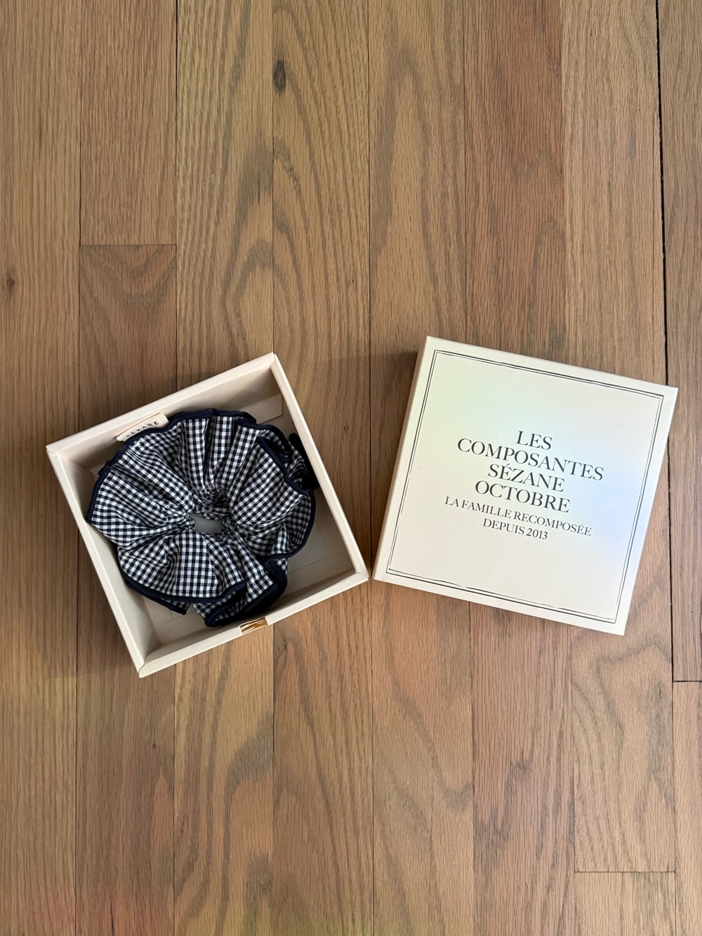 NWOT Sézane Navy Gingham Scrunchie